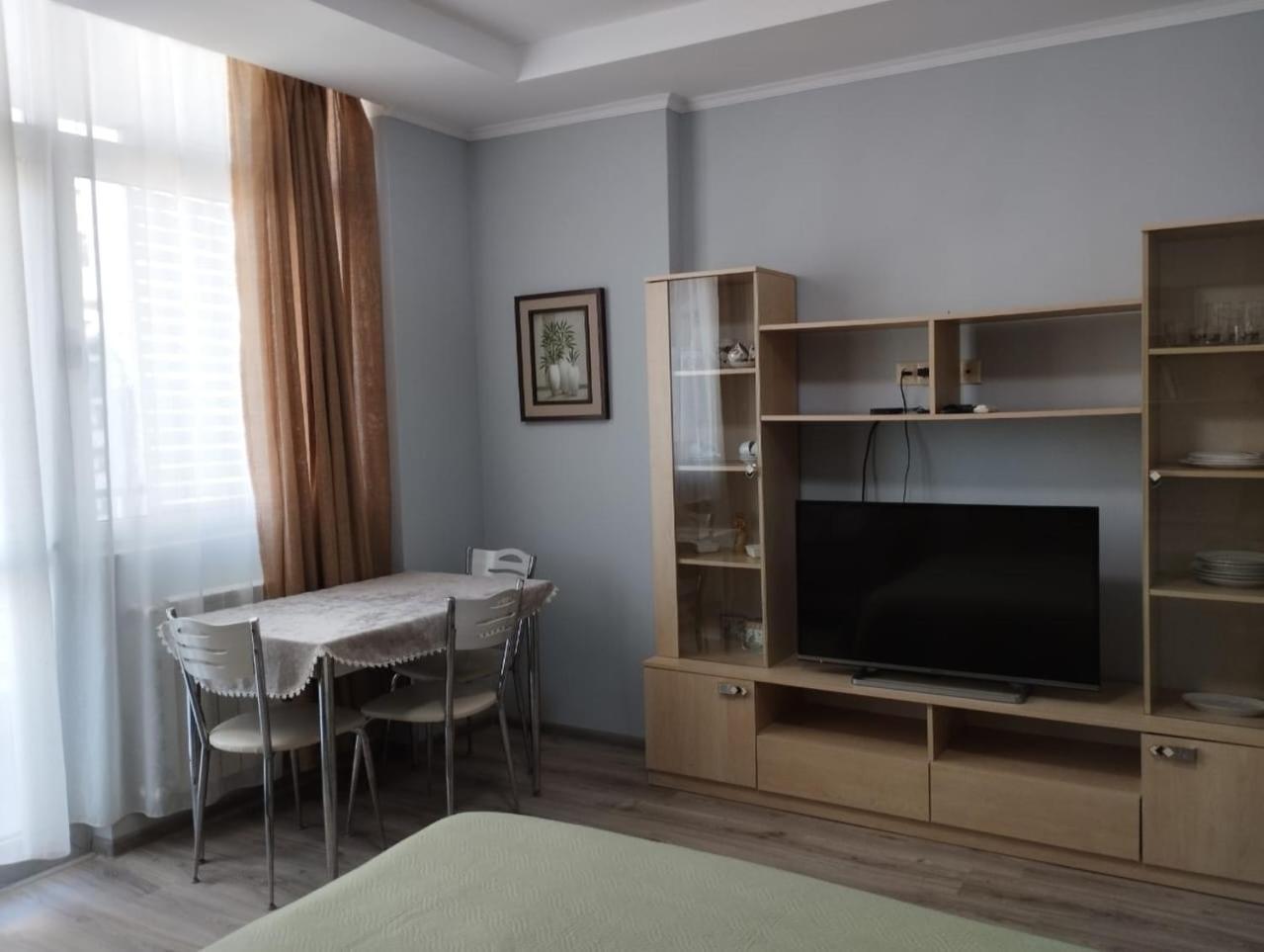 Yalcin Star Residence Apartment 300 바투미 외부 사진